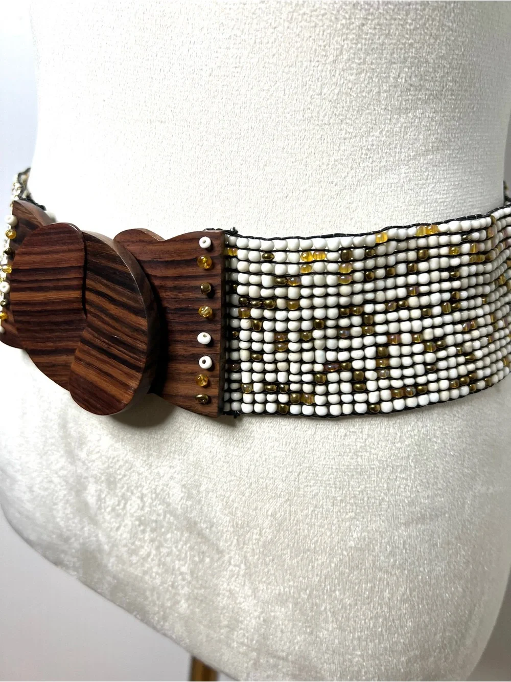Beaded Wood Center Statement Stretch Waist Belt Boho EUC